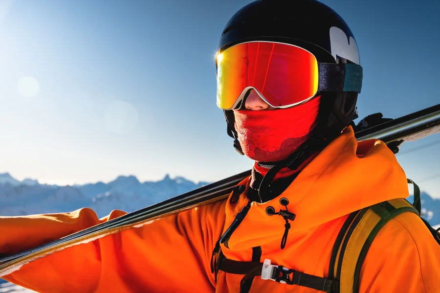 Apprendre les bases du ski avec un moniteur expérimenté