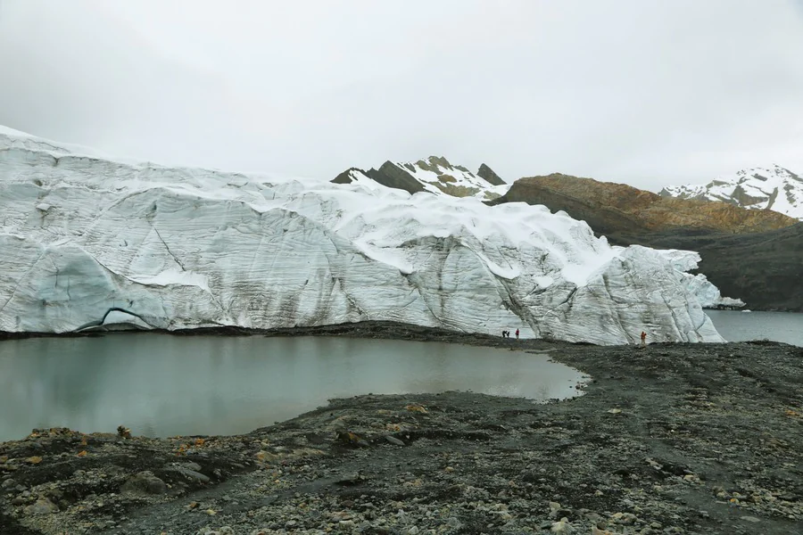 Quelle est la superficie du glacier du Grand Méan ?